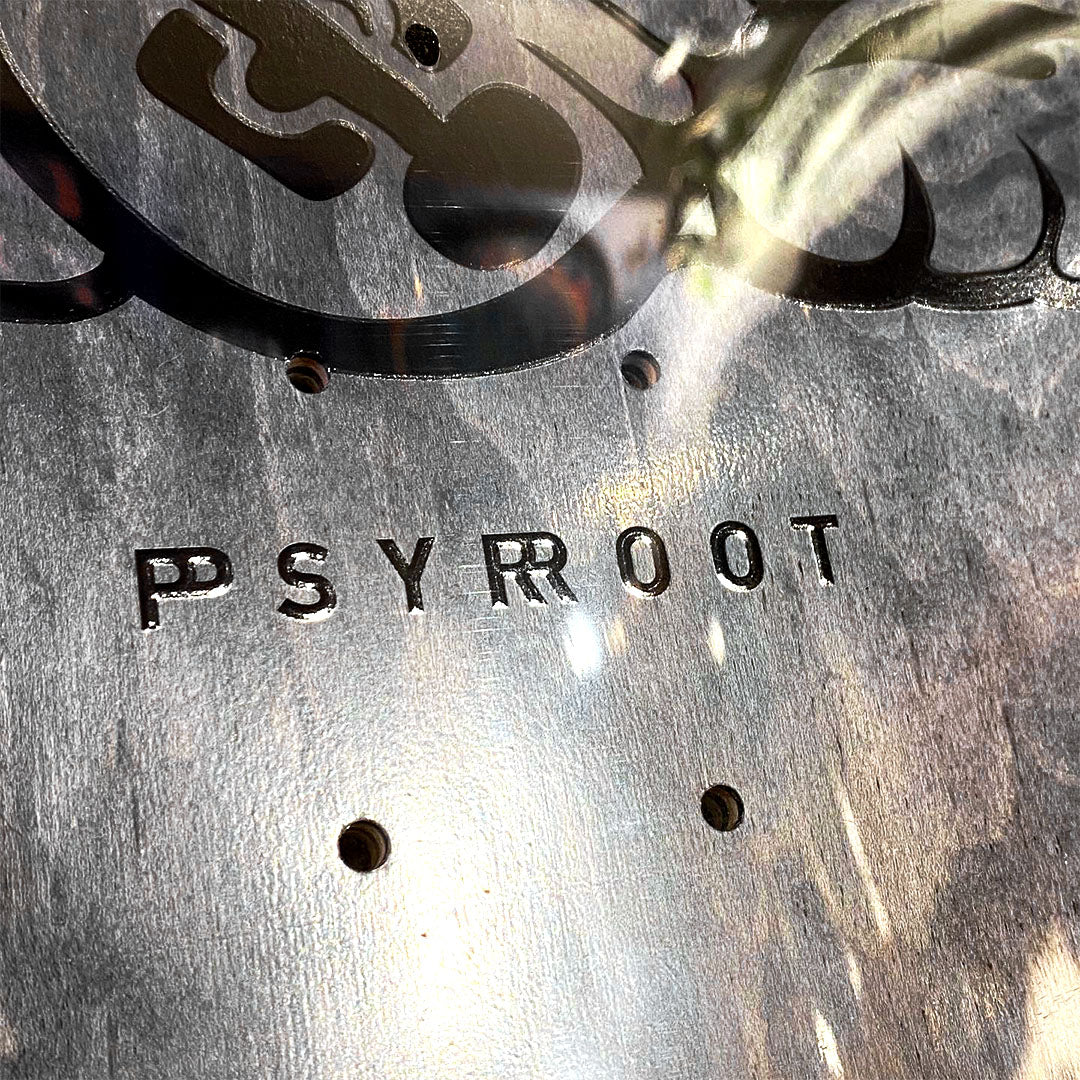 PSYROOT - Lucky Cat Deck (Chrome) 8.25"