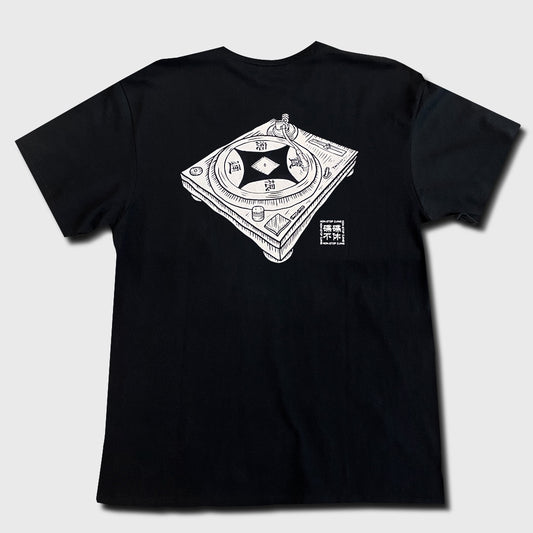 PSYROOT - 碟碟不休 Turntable Tee (Black)
